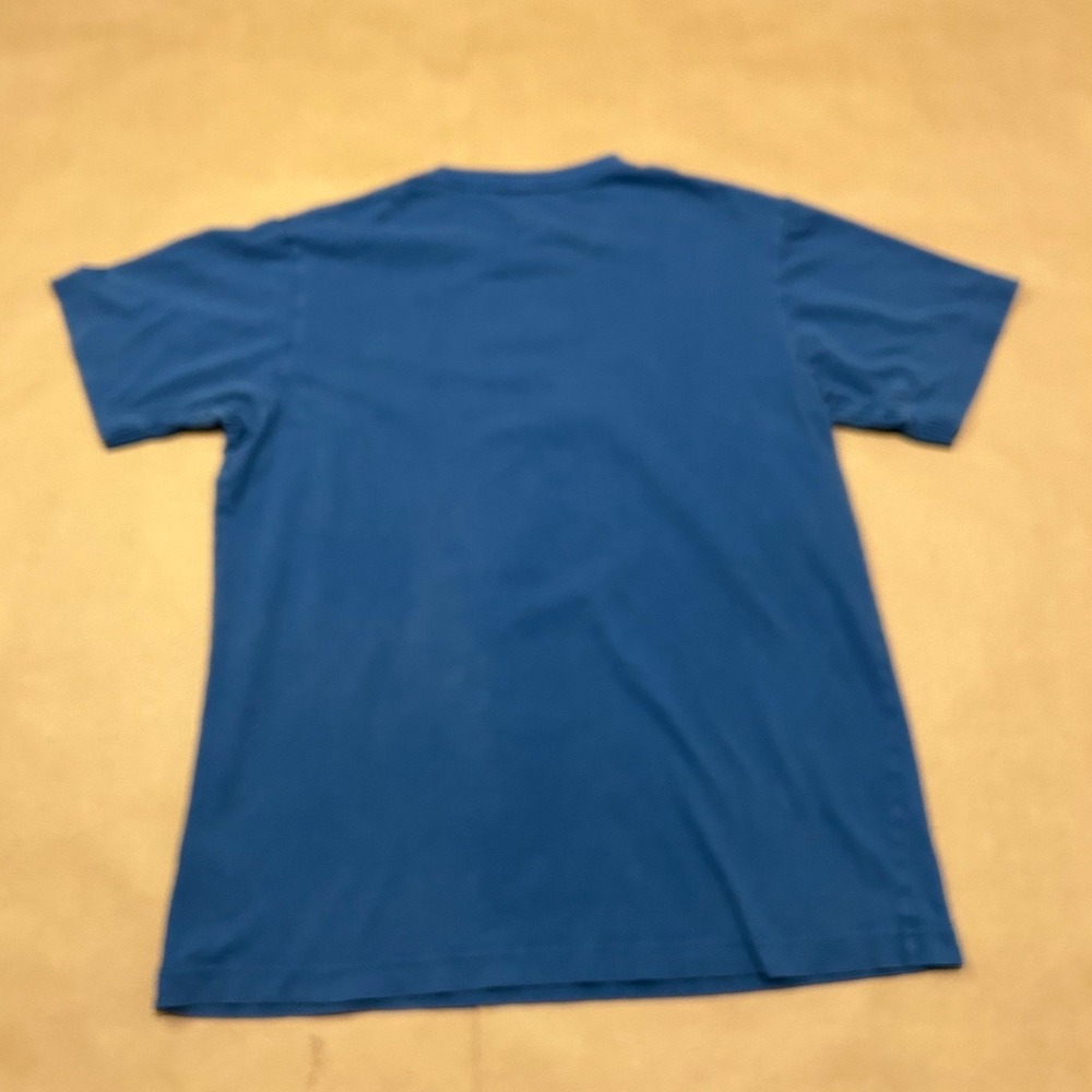 Uniqlo Blue Mickey Mouse Hawaii T-Shirt Mens Medium - Picture 2 of 8
